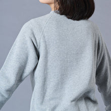Unisex Sweatshirt / Grey