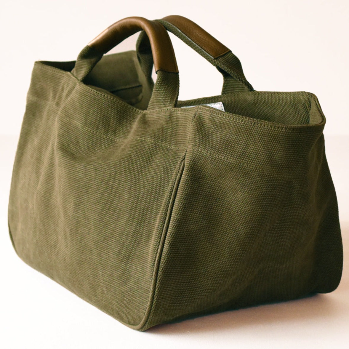 Shallow Tote
