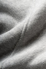 Unisex Sweatshirt / Grey