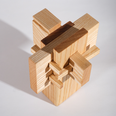 Pars pro totem / Ash Tsugi Table Joint