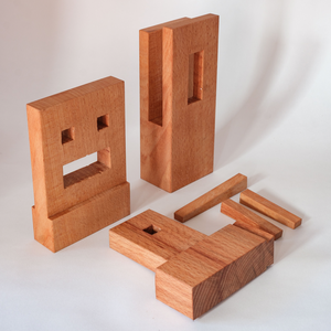 Pars pro totem / Beech Tsugi Table Joint