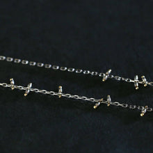 C-137 Slight scent earrings / Pt850