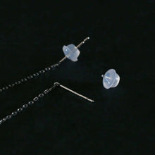 C-137 Slight scent earrings / Pt850