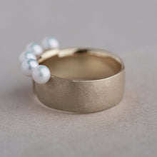 Snug Ring with 5 pearls - Wide - C-191 / Ryui