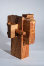 Pars pro totem / Elm Tsugi Table Joint