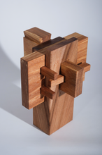 Pars pro totem / Elm Tsugi Table Joint