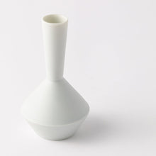 Frustum Single Flower Vase - White / Yamatsu