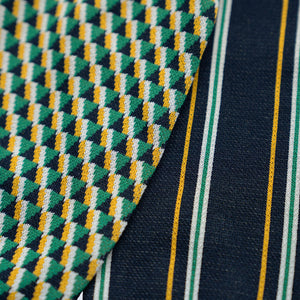 Pullover "Geo Border"