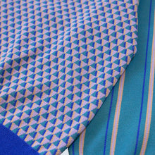 Pullover "Geo Border"