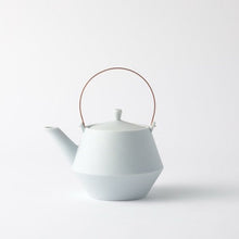 Frustum Teapot - Grey / Yamatsu