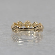 Leaf milgrain ring + brown diamond