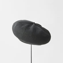 Beret top gather big silk