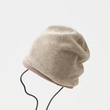 reversible beanie - fur