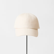 Cable Cap / mature ha.