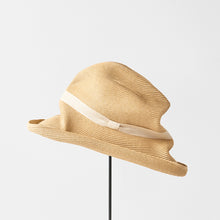BOXED HAT 11cm brim organdy ribbon