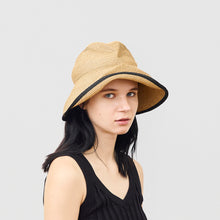 BOXED HAT 11cm brim switch color line edge / M