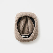 BOXED HAT - Paper Mohair Braid - 7.5cm brim / mature ha.