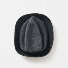 BOXED HAT - Paper Mohair Braid - 7.5cm brim / mature ha.