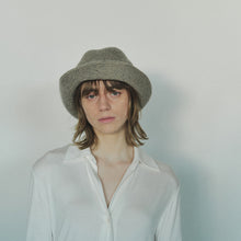 BOXED HAT - Paper Mohair Braid - 7.5cm brim / mature ha.