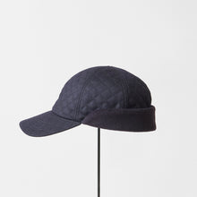 Trainer Cap Ear Flap - Quilting / mature ha.