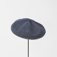 Beret top gather big silk