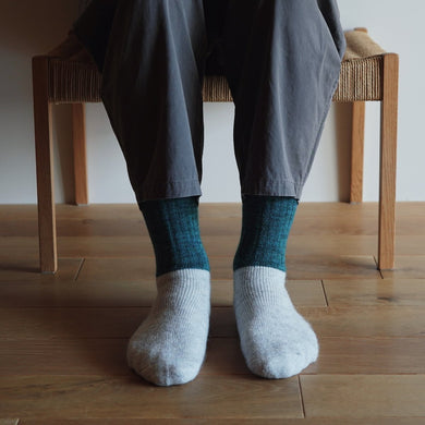 NISHIGUCHI MOHAIR WOOL PILE SOCKS / L