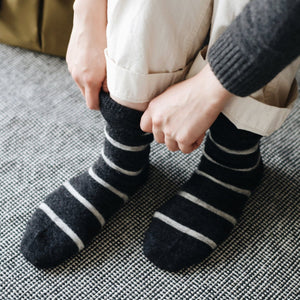 NISHIGUCHI MOHAIR WOOL BORDER SOCKS S