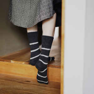 MOHAIR WOOL BORDER SOCKS S