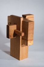 Pars pro totem / Oak Tsugi Table Joint