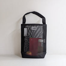 BAGUETTE TOTE MESH - BLACK