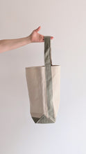 BAGUETTE TOTE - BEIGE / OLIVE