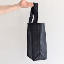 BAGUETTE TOTE - BLACK / BLACK
