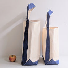 BAGUETTE TOTE - NATURAL / NAVY