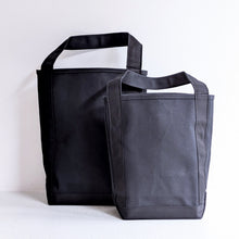 BAGUETTE TOTE - BLACK / BLACK