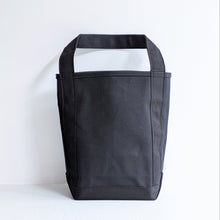 BAGUETTE TOTE - BLACK / BLACK