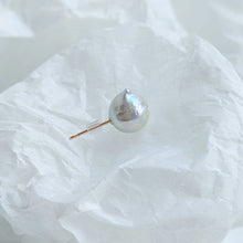 acoya Pearl Pierce Earring (a piece of uniqueness)