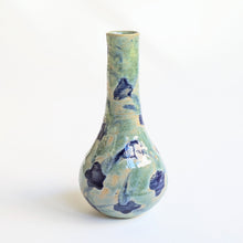 Flower vase - Blue Flower Tsurukubi / Aya Tokushima