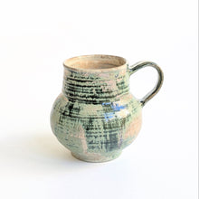Flower Vase Moss / Aya Tokushima