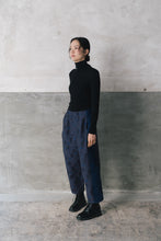 Trousers / Tweedy Flower