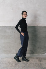 Trousers / Tweedy Flower