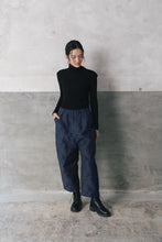 Trousers / Tweedy Flower