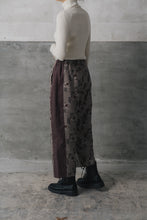 Trousers / Tweedy Flower