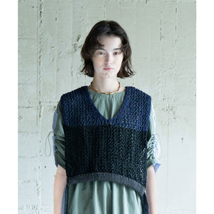 Cropped Vest "STRATA"