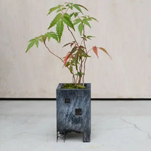 TRUSS PLANTER (Plant pot)