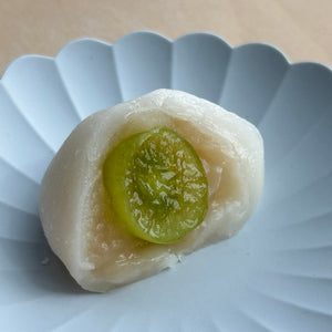 Whole Grape Mochi - Seasonal Flavor