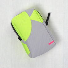 A_SQUARE POUCH