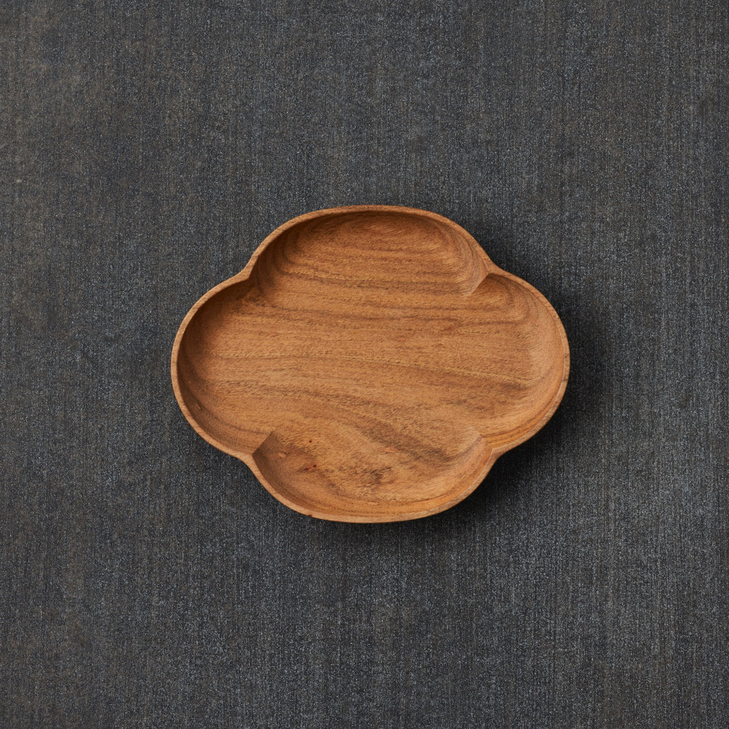 Wooden Plate / Flowering Quince