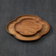 Wooden Plate / Flowering Quince