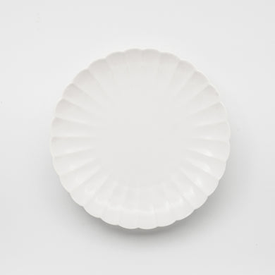 Porcelain Chrysanthemum Plate / M