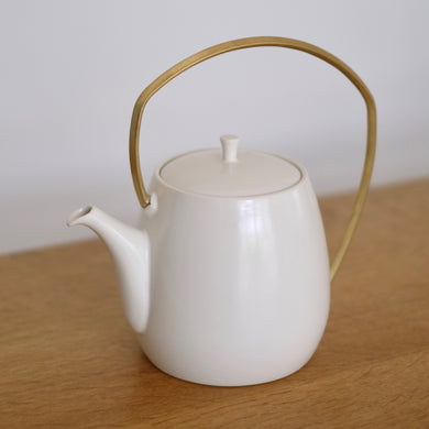 Porcelain Teapot DOBIN